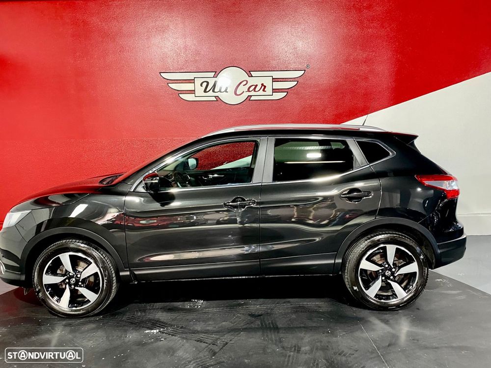 Nissan Qashqai 1.5 dCi Tekna Premium S Alcantara - 2