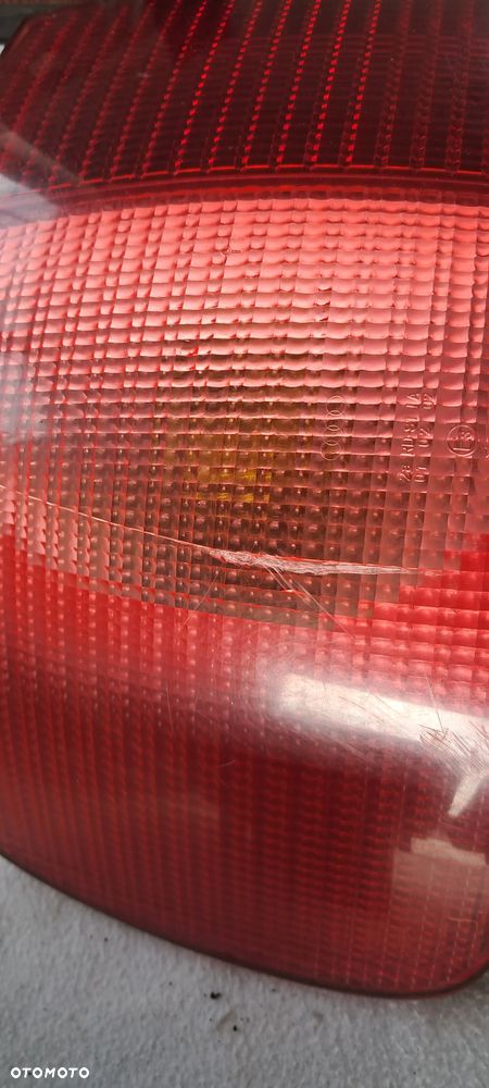 Lampa Tył Tylna w Klapę Błotnik Audi A8 D2 94-02 Oryginał - 10