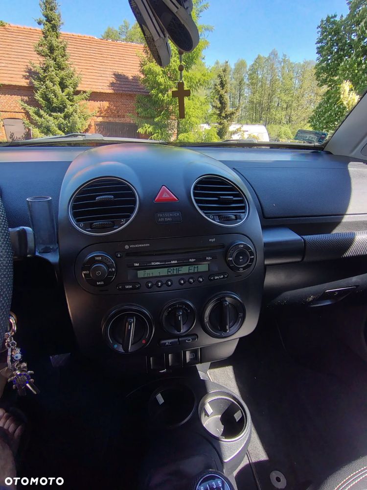 Volkswagen New Beetle 1.4 - 21