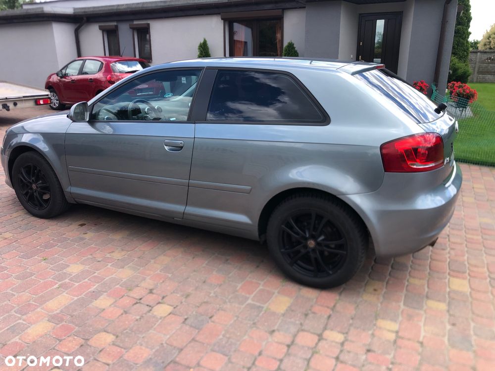 Audi A3 3-drzwiowe 1.6 Ambiente - 5