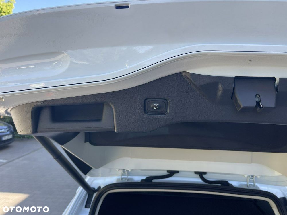 Ford Mondeo - 11