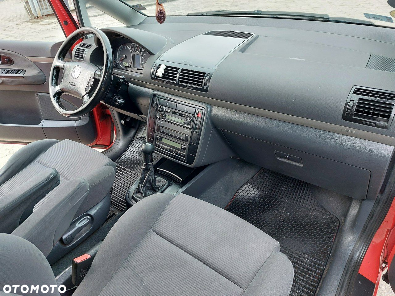 Volkswagen Sharan - 14