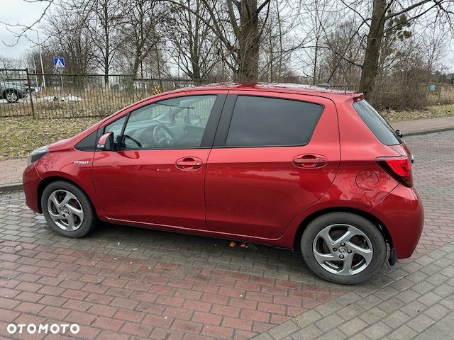 Toyota Yaris - 4