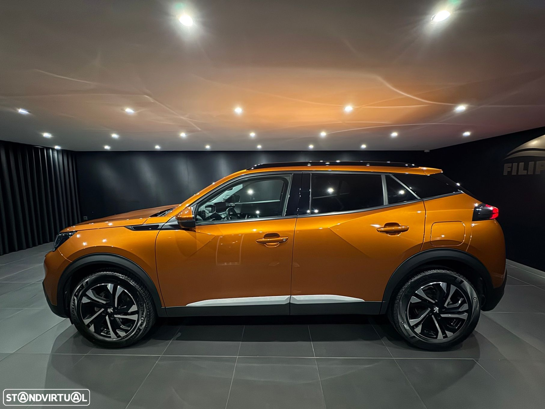 Peugeot 2008 1.2 PureTech Allure Pack EAT8 - 4
