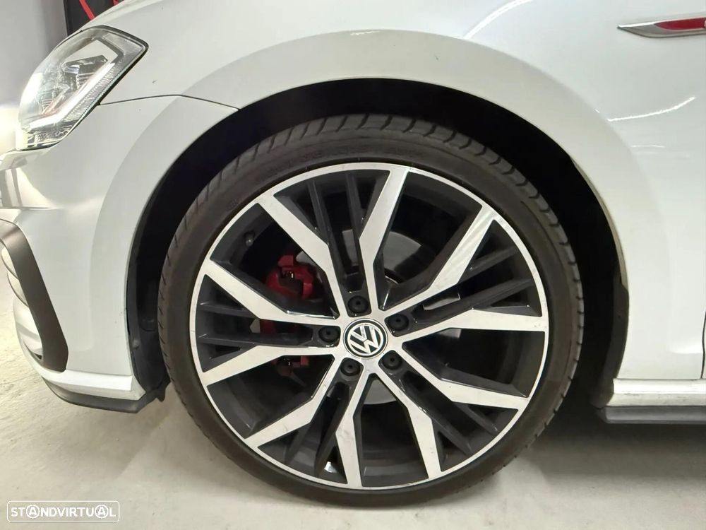 VW Golf GTI (BlueMotion ) DSG - 19