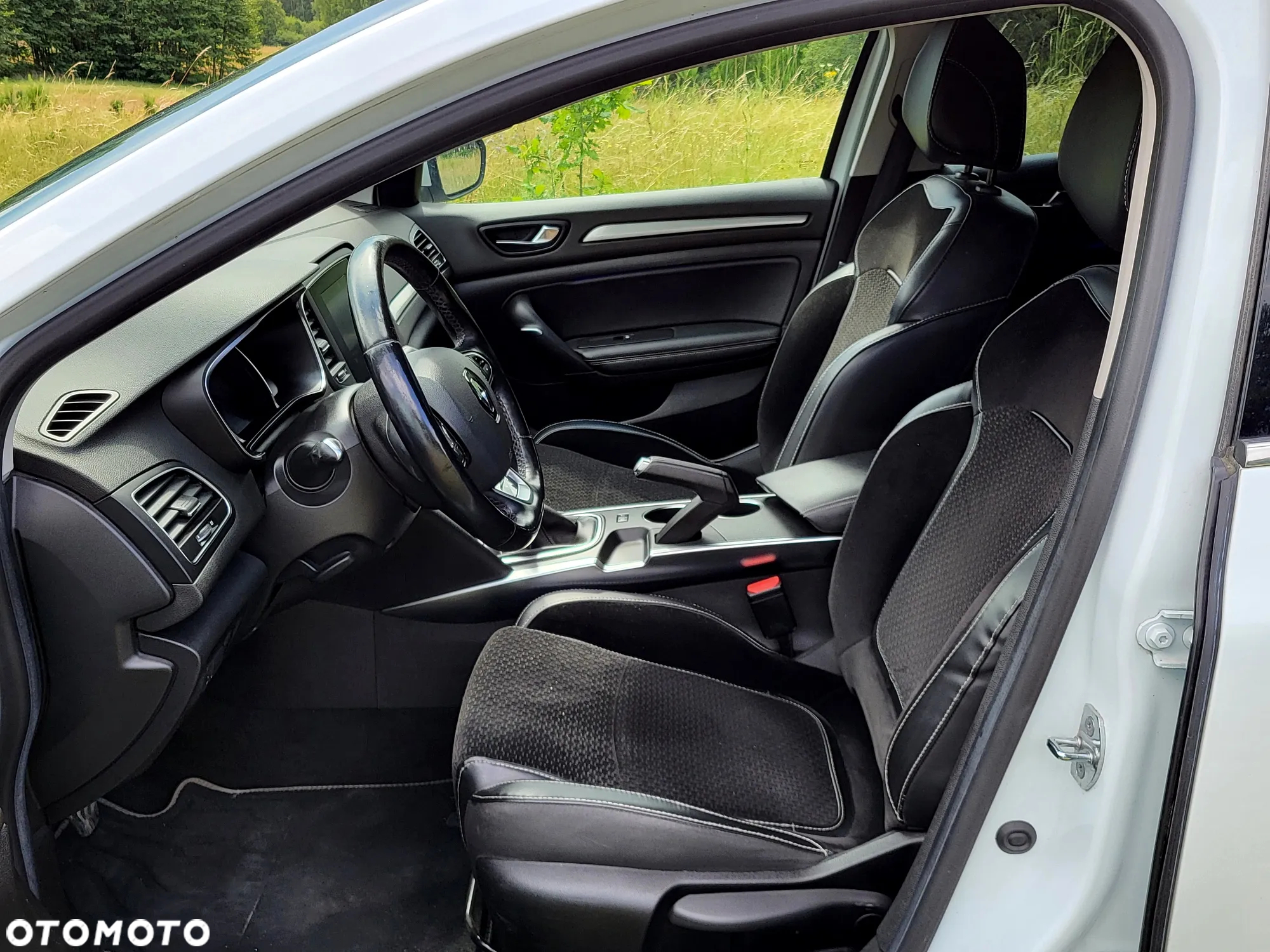 Renault Megane 1.6 SCe Intens - 14