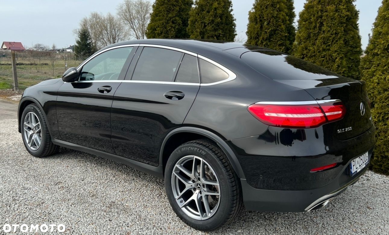 Mercedes-Benz GLC Coupe 250 4-Matic - 1