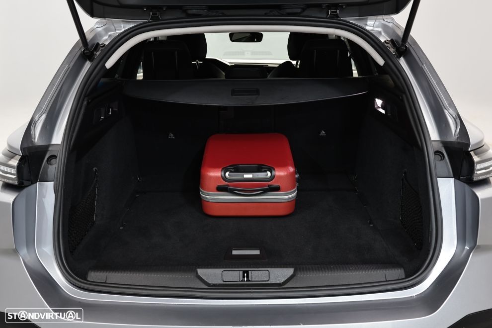 Peugeot 308 SW 1.2 PureTech Allure EAT8 - 26