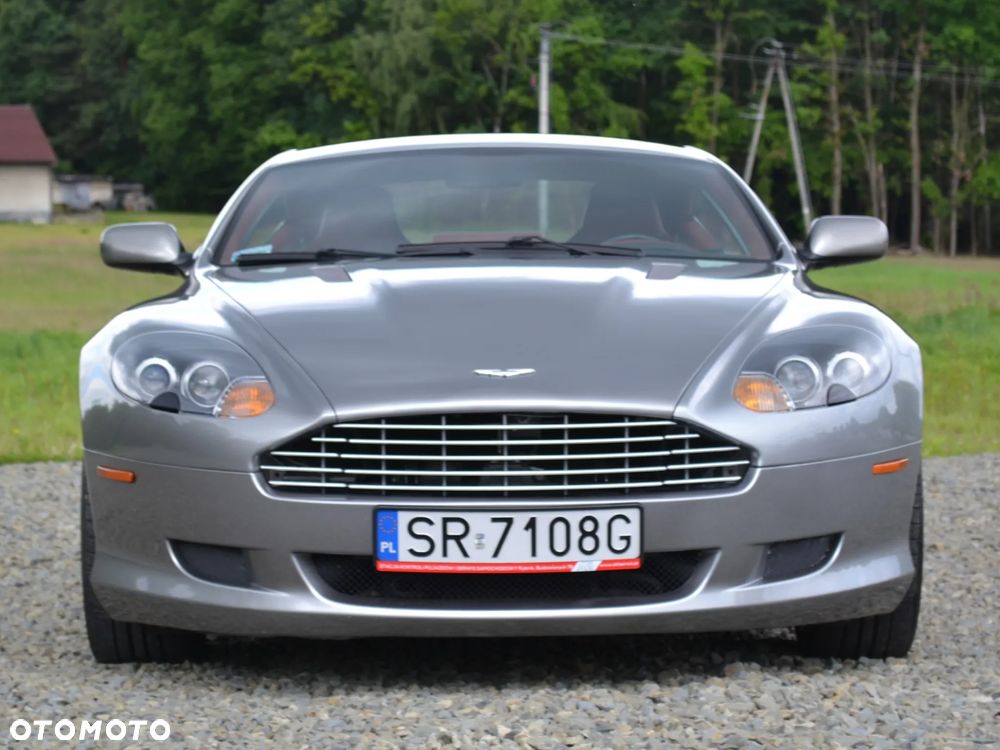 Aston Martin DB9 Touchtronic - 8