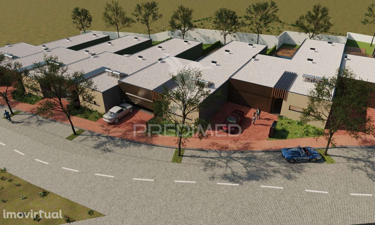 Encontre o seu espaço... Fantástica moradia nova, - Grande imagem: 3/29