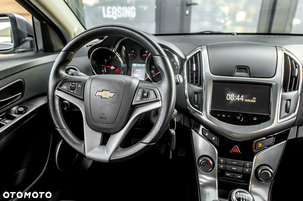 Chevrolet Cruze 1.4T LT+ - 22