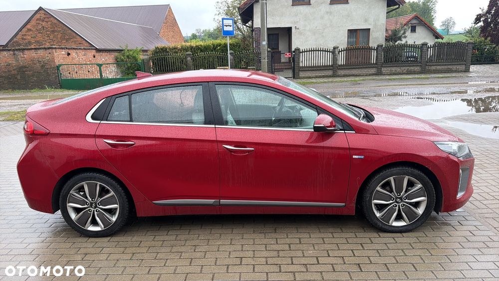 Hyundai IONIQ 1.6 GDI Premium - 6