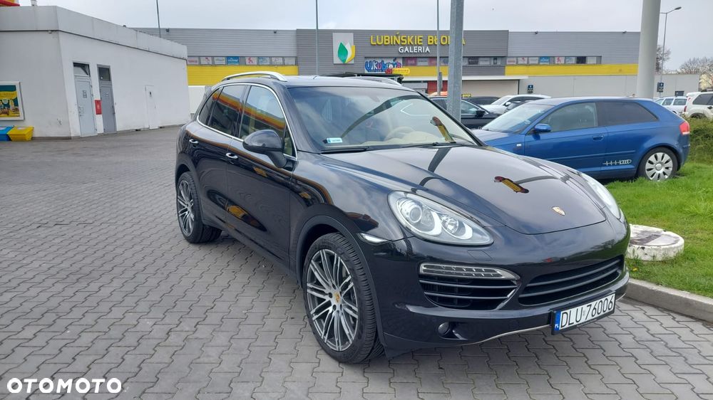 Porsche Cayenne - 21