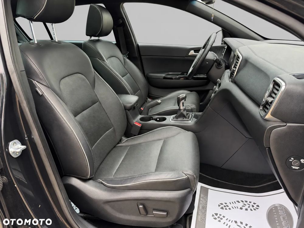 Kia Sportage 2.0 CRDI 184 AWD Spirit - 26