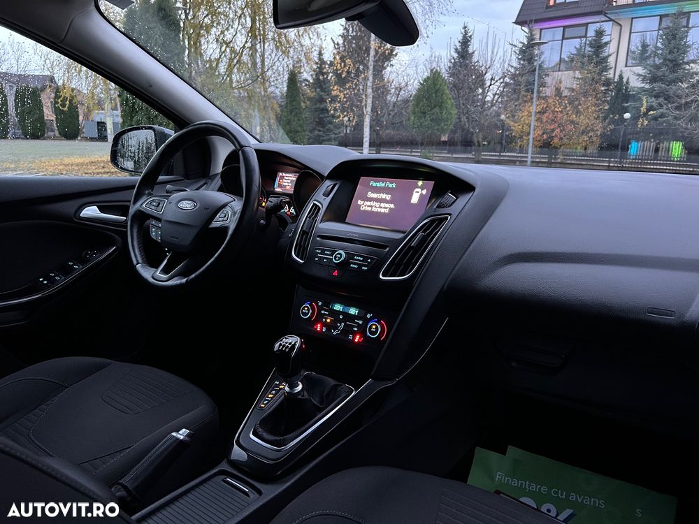 Ford Focus Turnier 1.5 EcoBoost Start-Stopp-System Titanium - 8