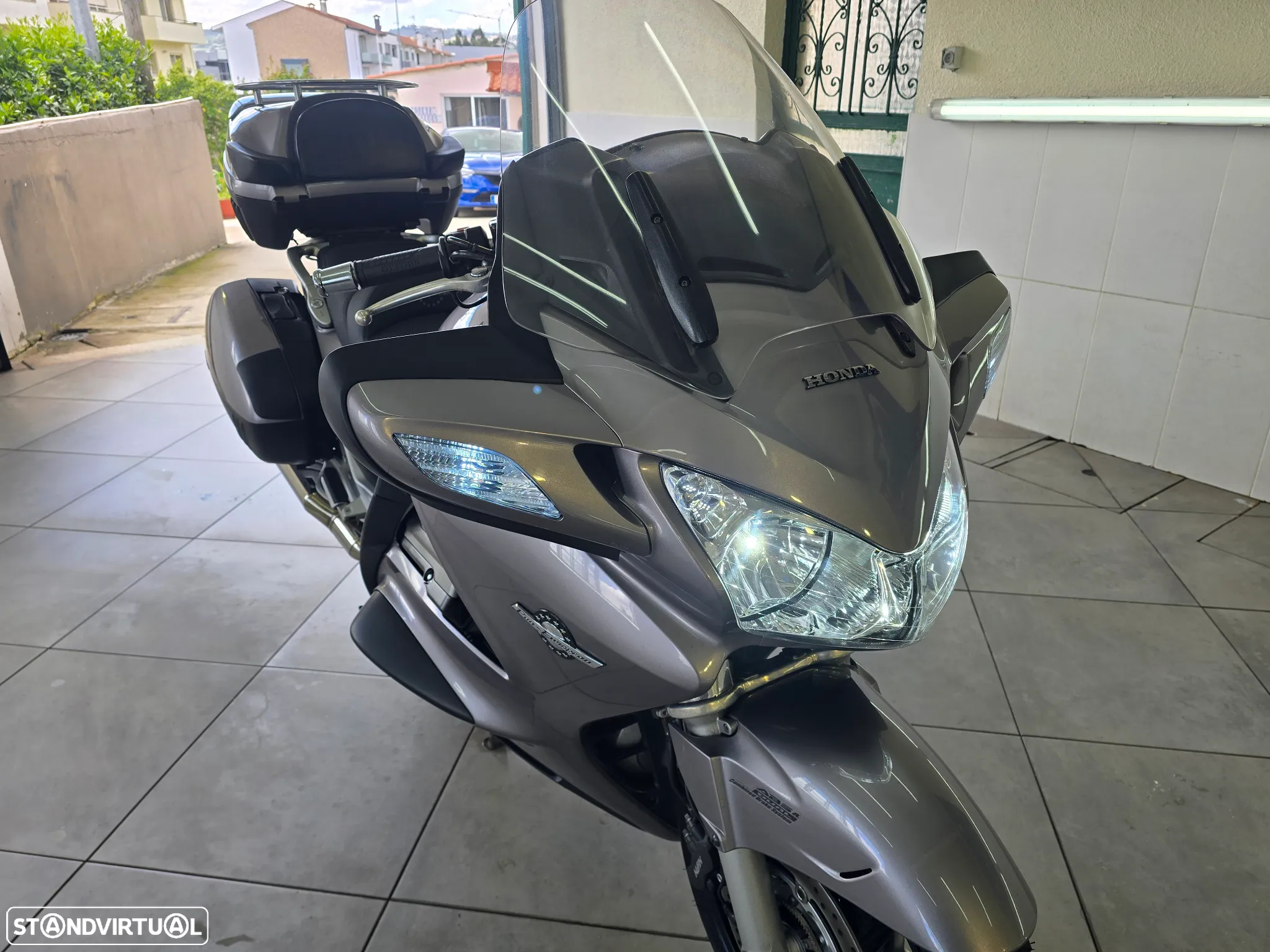 Honda Pan European ABS - 29