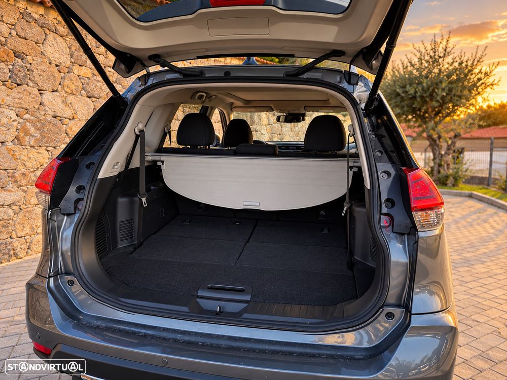 Nissan X-Trail 1.6 dCi N-Connecta - 32