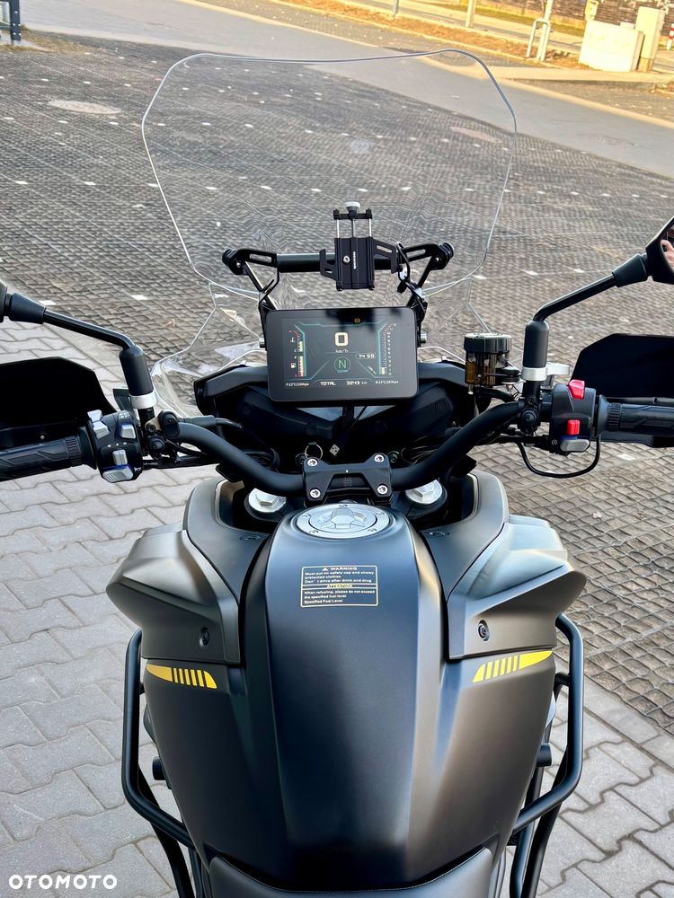 QJMOTOR SRT 800S - 10