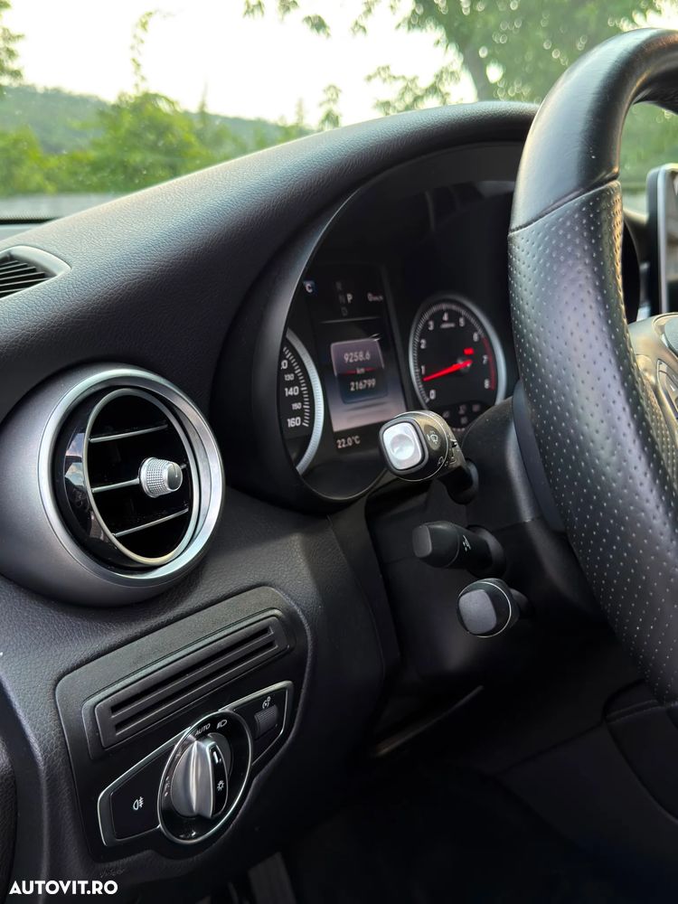 Mercedes-Benz GLC 300 4MATIC 9G-TRONIC - 13