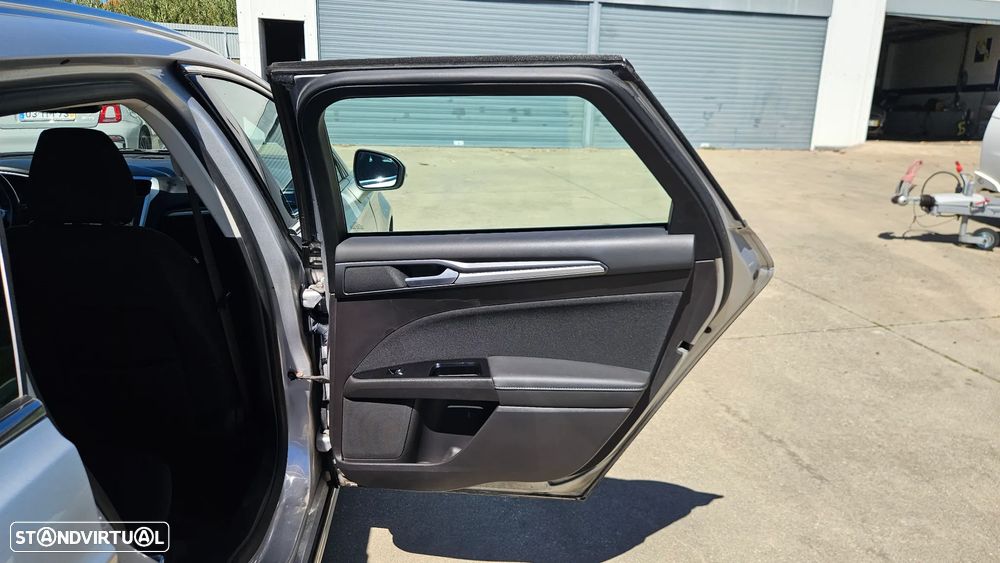 Ford Mondeo SW 1.5 TDCi Titanium - 28