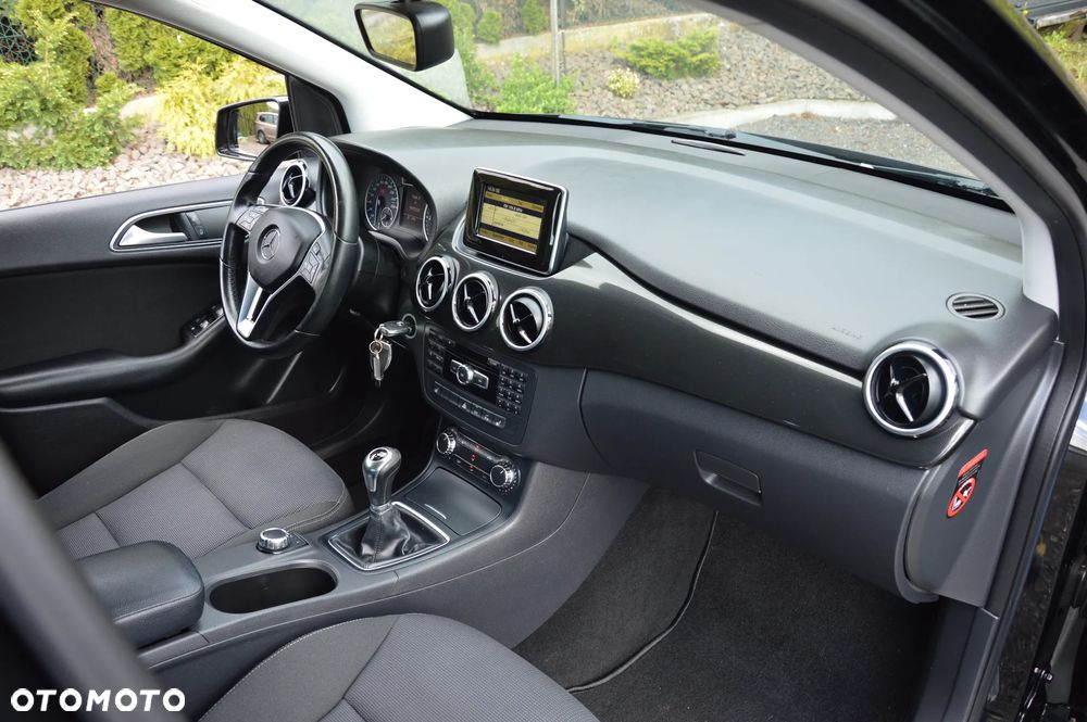 Mercedes-Benz Klasa B 180 CDI (BlueEFFICIENCY) - 8