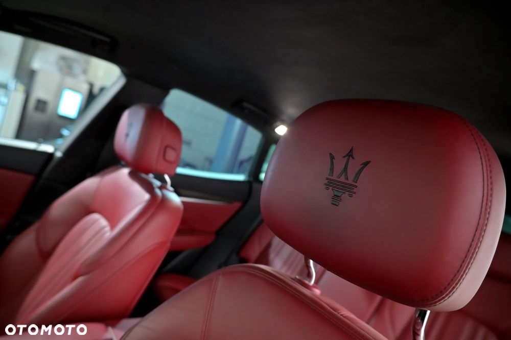Maserati Levante S - 33