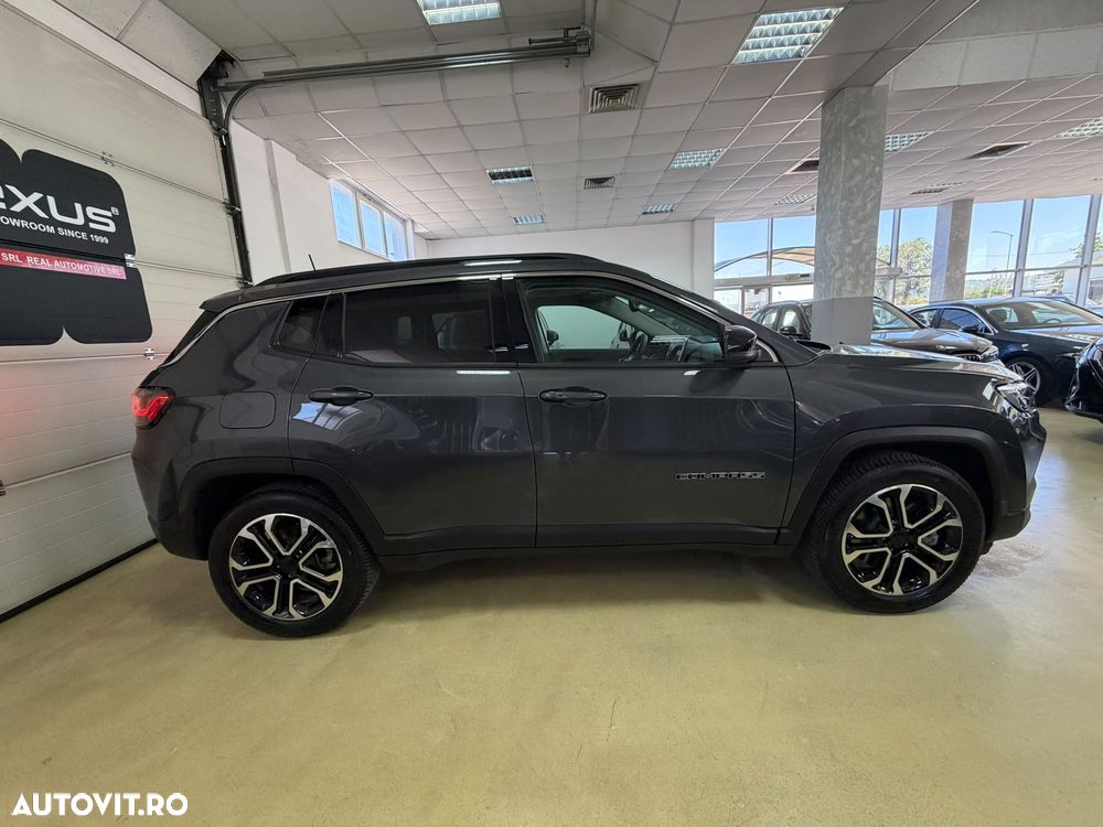 Jeep Compass - 8
