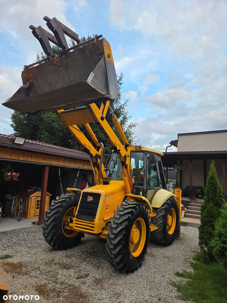 JCB 4CX - 1