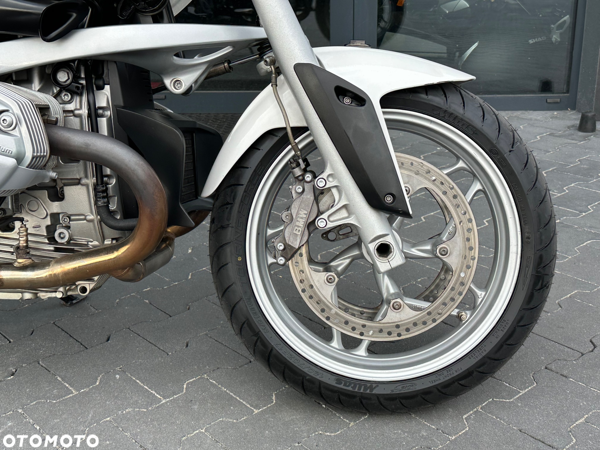 BMW R - 8