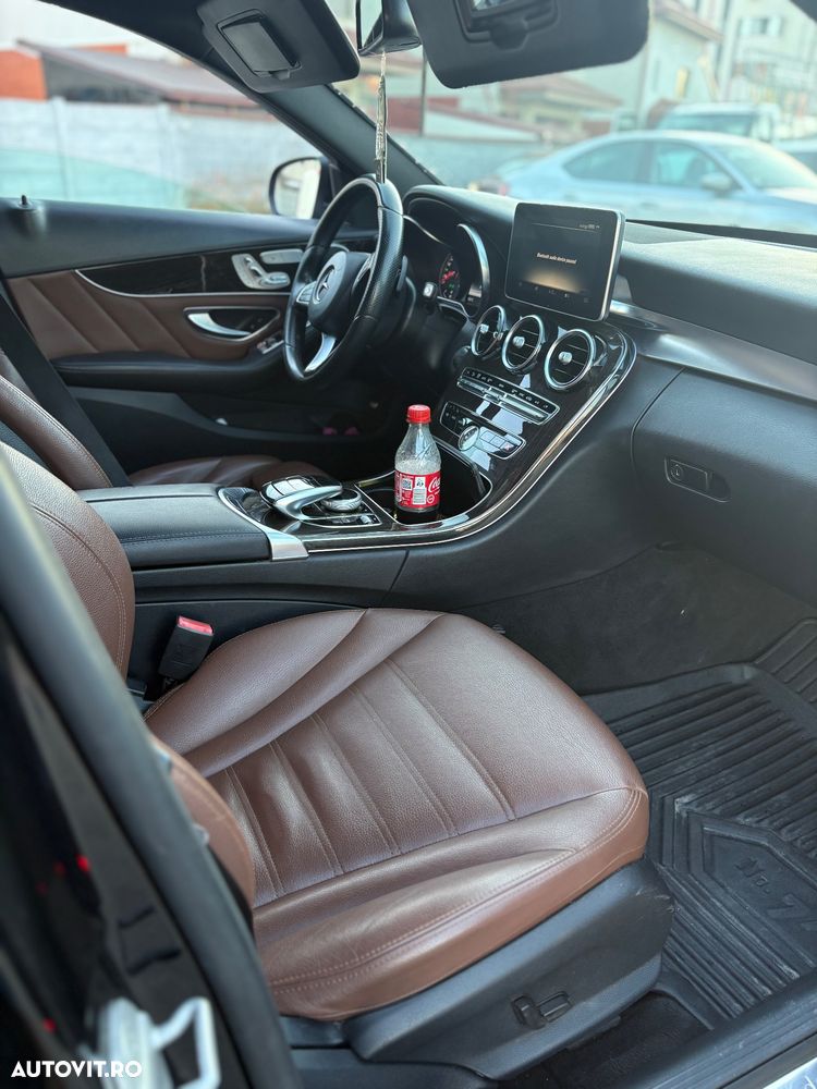 Mercedes-Benz C - 7