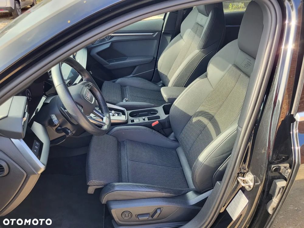 Audi A3 Sportback TFSIe 150 kW ack S tronic S line - 28