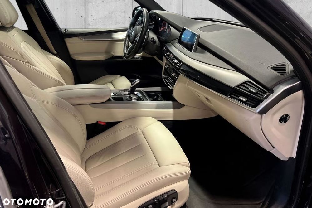 BMW X5 xDrive25d Sport-Aut - 17
