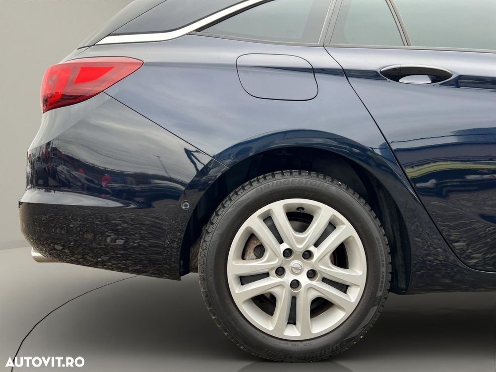 Opel Astra 1.6 Turbo ECOTEC Start/Stop Dynamic Aut. - 37