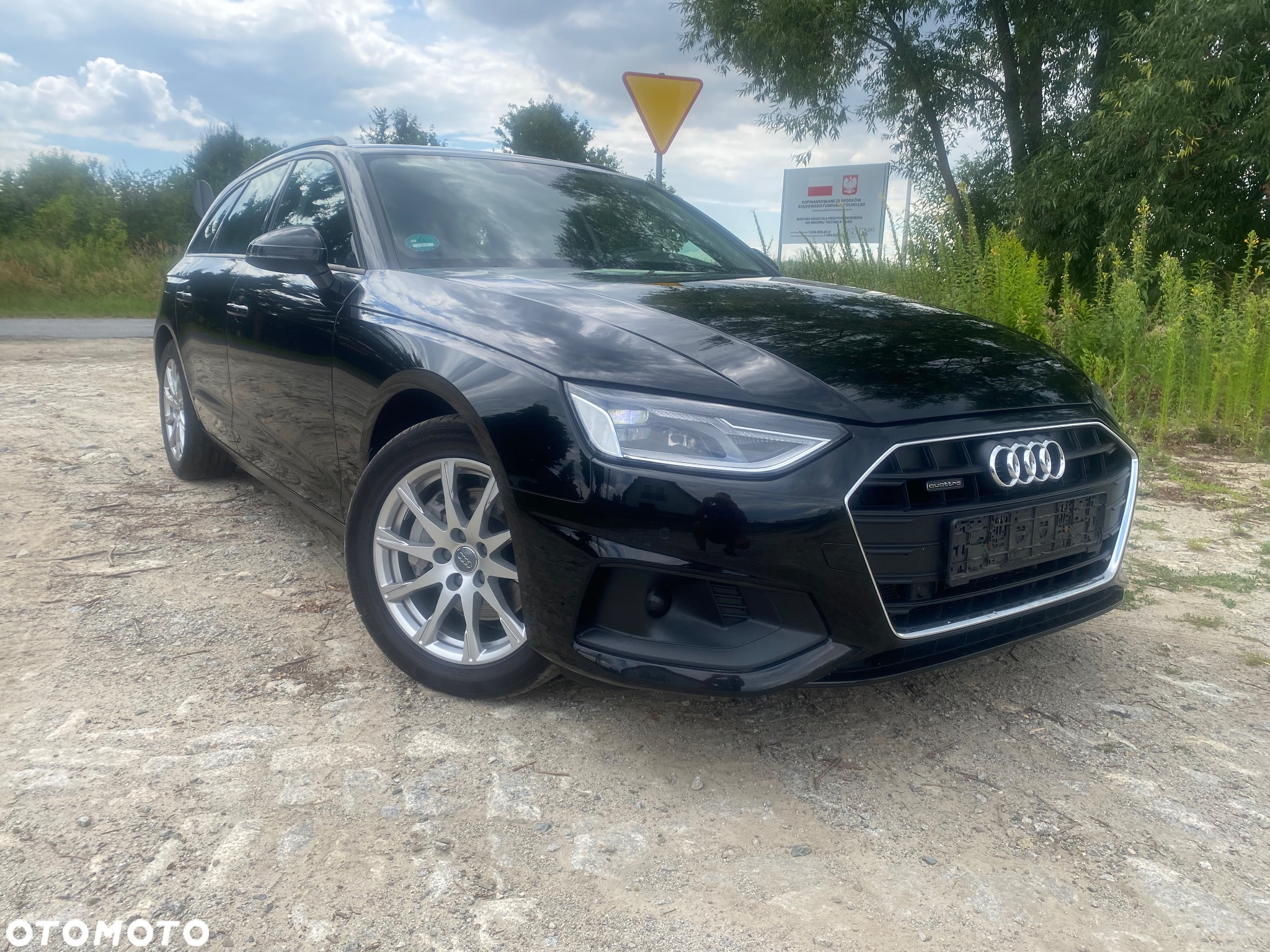 Audi A4 Avant 2.0 TDI S tronic quattro design - 35