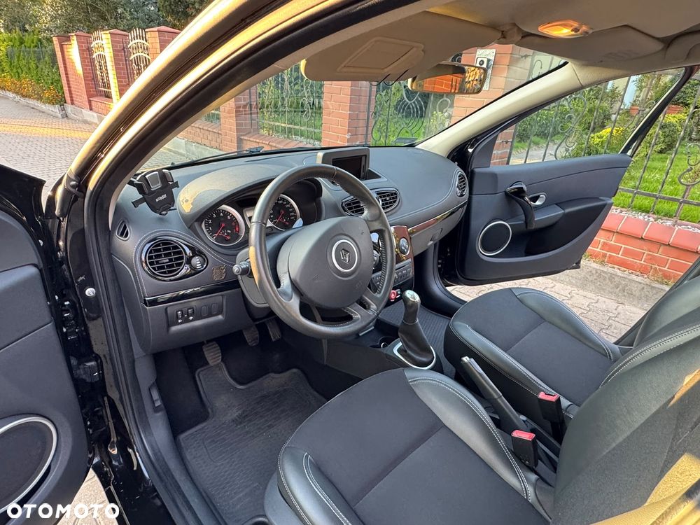 Renault Clio - 3