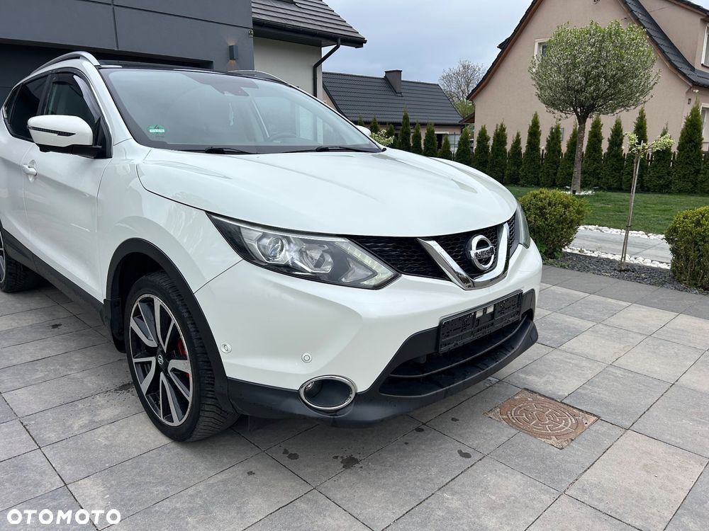 Nissan Qashqai 1.6 dCi Xtronic TEKNA+ - 3