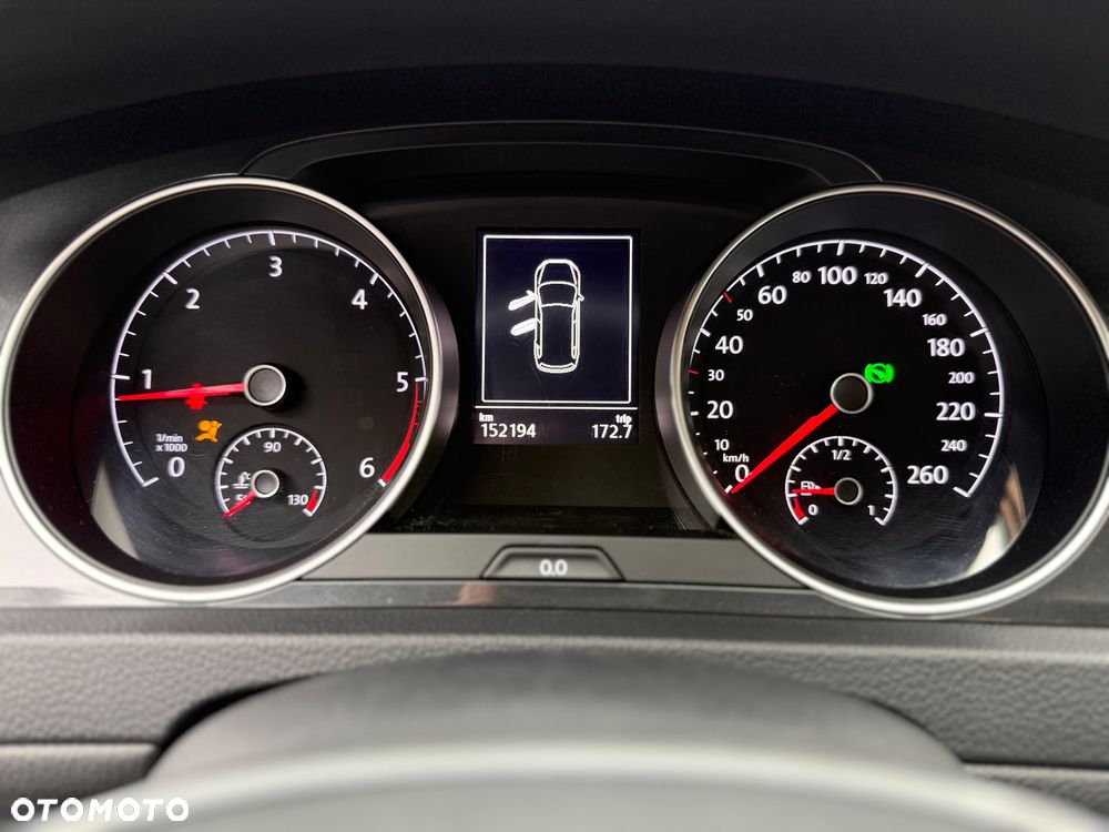 Volkswagen Golf - 13