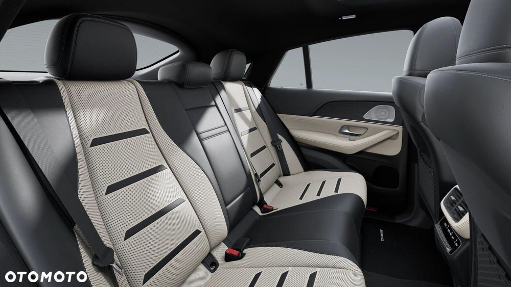 Mercedes-Benz GLE - 12