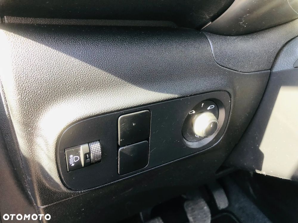 Citroën C3 Pure Tech 83 S&S C-SERIES - 16