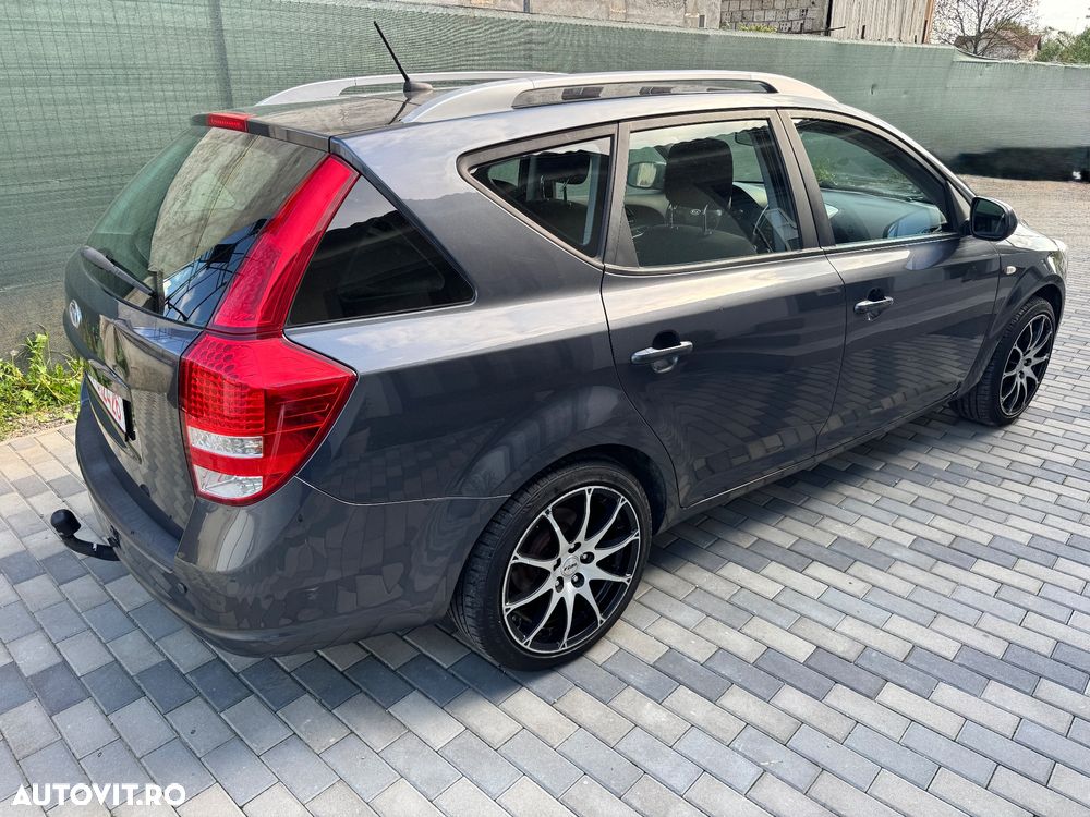 Kia Ceed 1.6 GSL Style - 4