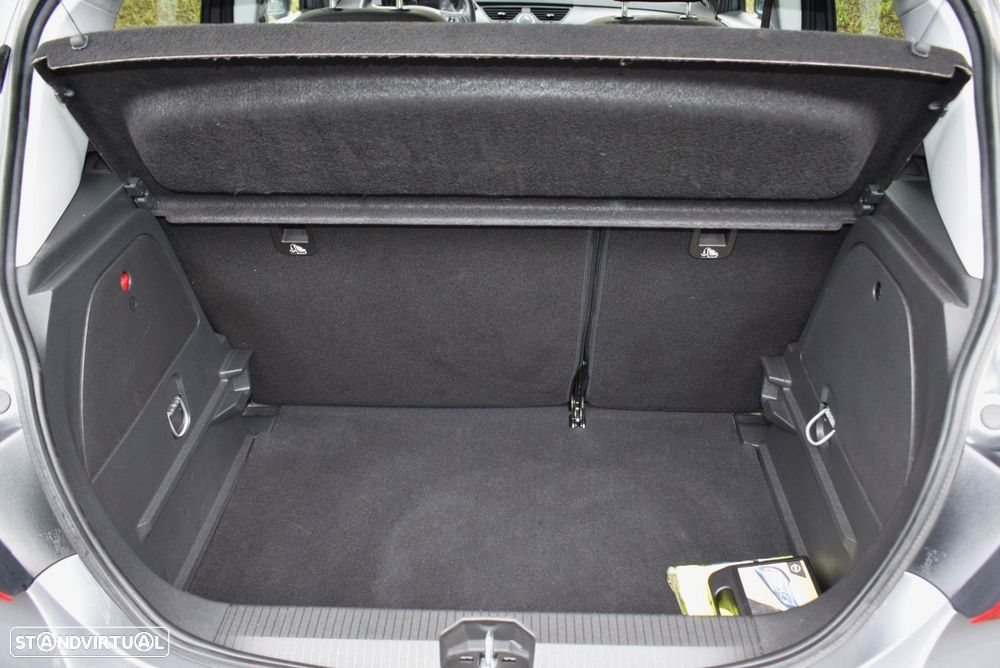 Opel Corsa 1.0 T 120 Anos - 41