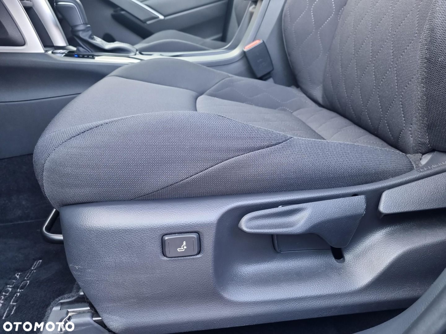 Toyota Corolla Cross 2.0 Hybrid Style - 23