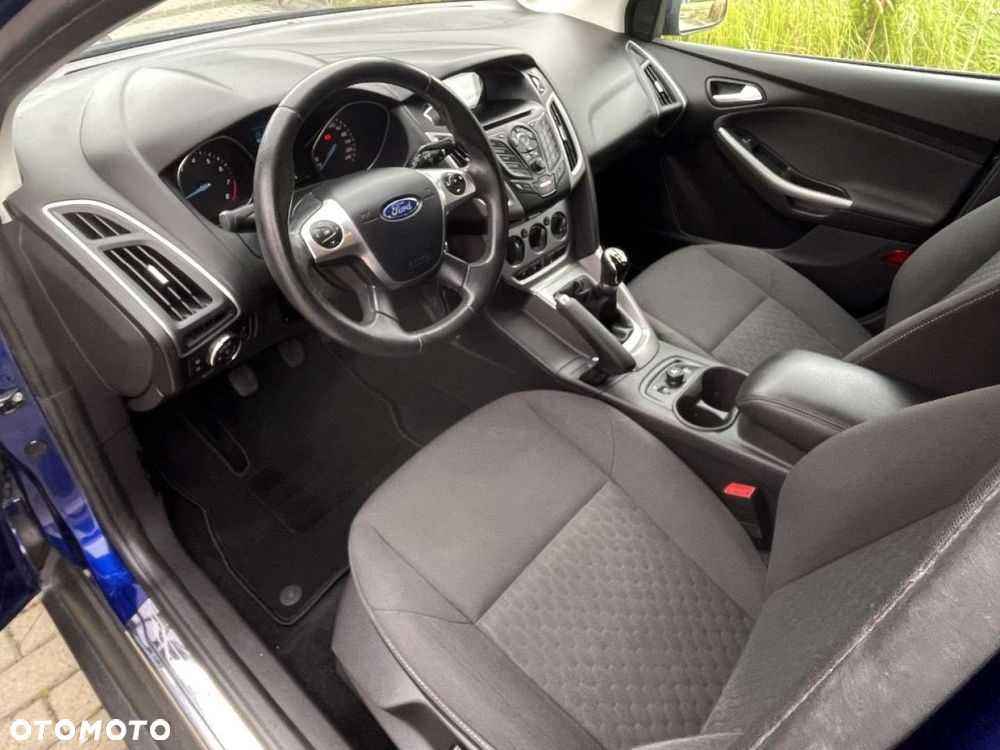 Ford Focus - 18