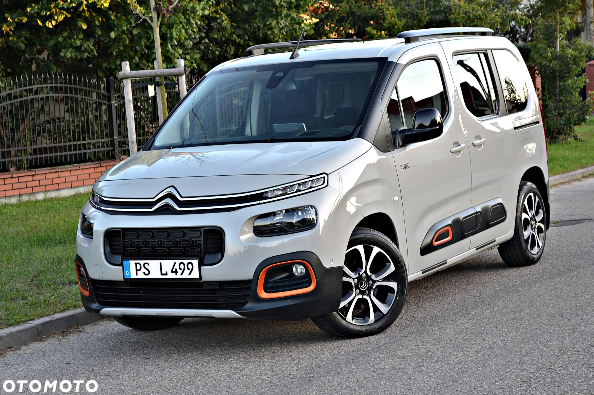 Citroën Berlingo M BlueHDi 130 SHINE - 1