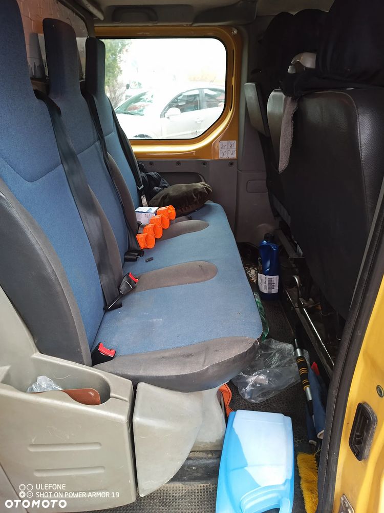 Renault Trafic - 11