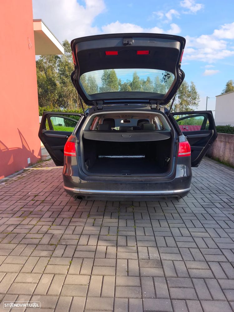 VW Passat 1.6 TDI BlueMotion - 16