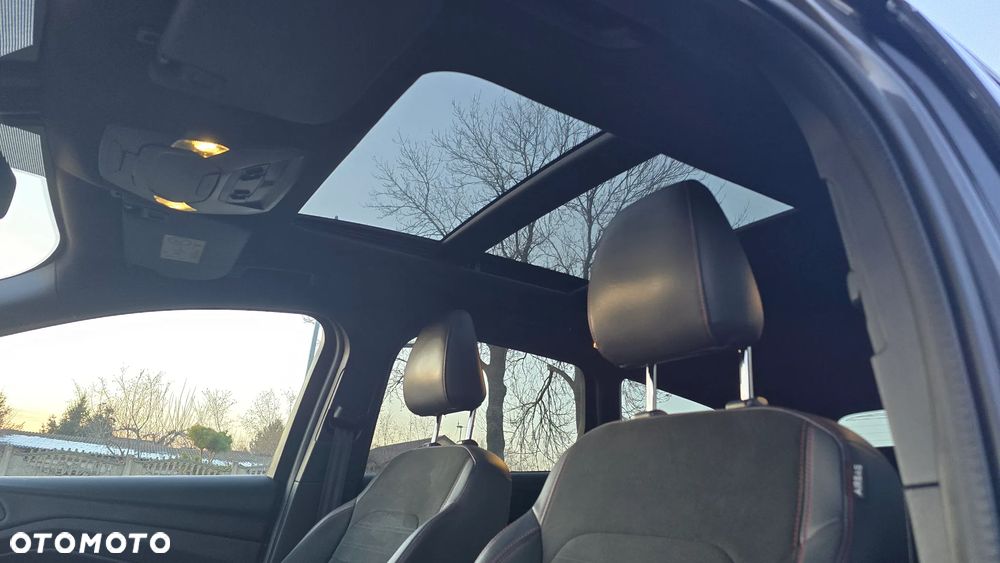 Ford Kuga 2.0 TDCi 4x4 ST-Line - 12
