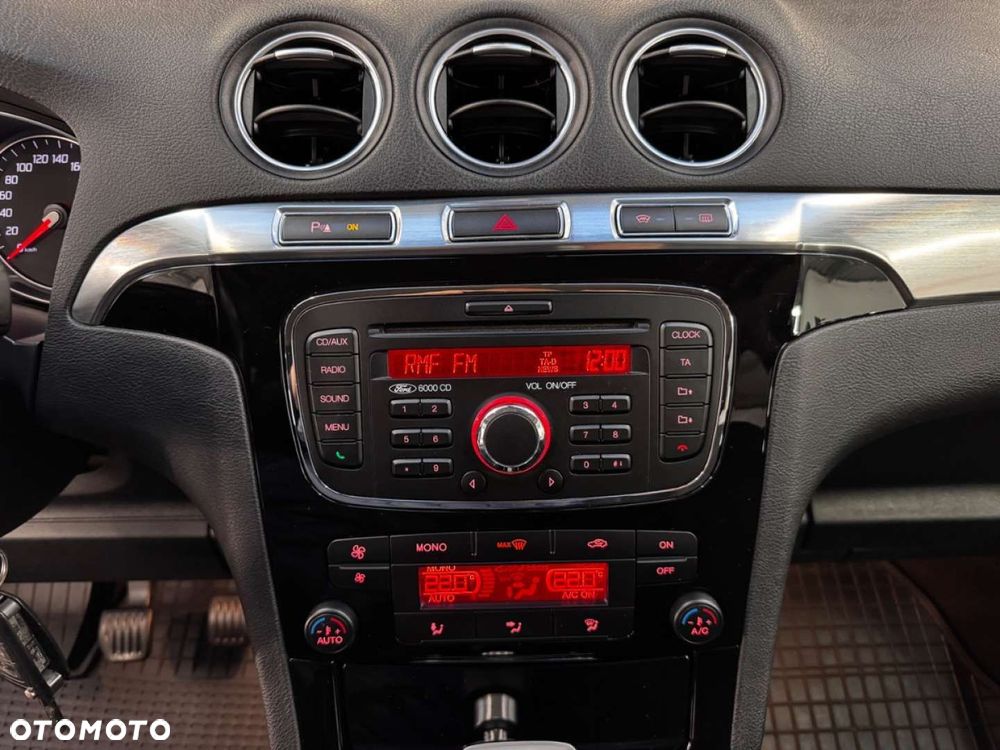Ford S-Max - 28