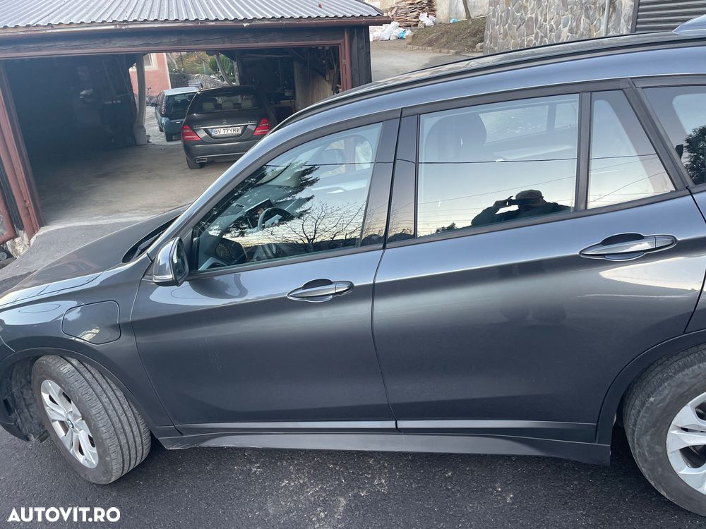 BMW X1 xDrive25e Advantage - 6