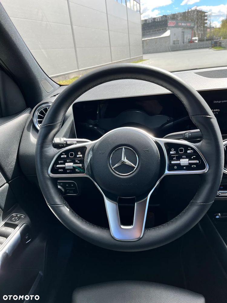 Mercedes-Benz GLA 250 8G-DCT - 20